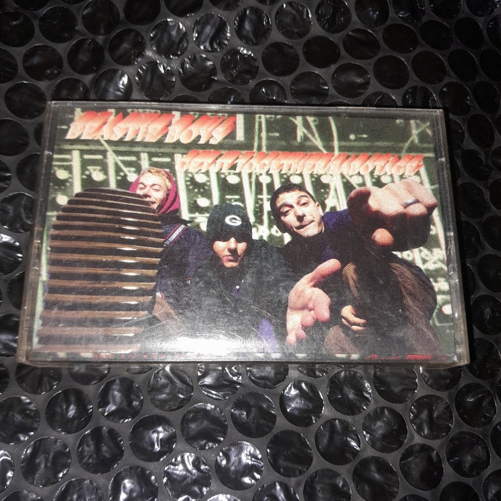 kaset beastie boys get it together / sabotage import