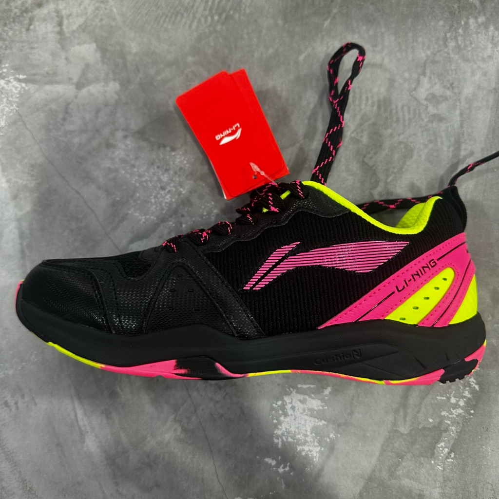 Sepatu Badminton Lining Aero Flow Black Pink