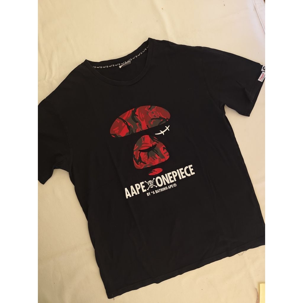 Baju Kaos AAPE Collab Anime One Piece