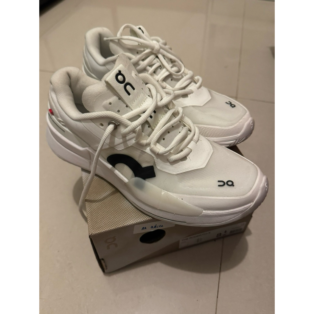 Sepatu Tennis On Cloud The Roger Pro 2 Second Wanita Ukuran 39