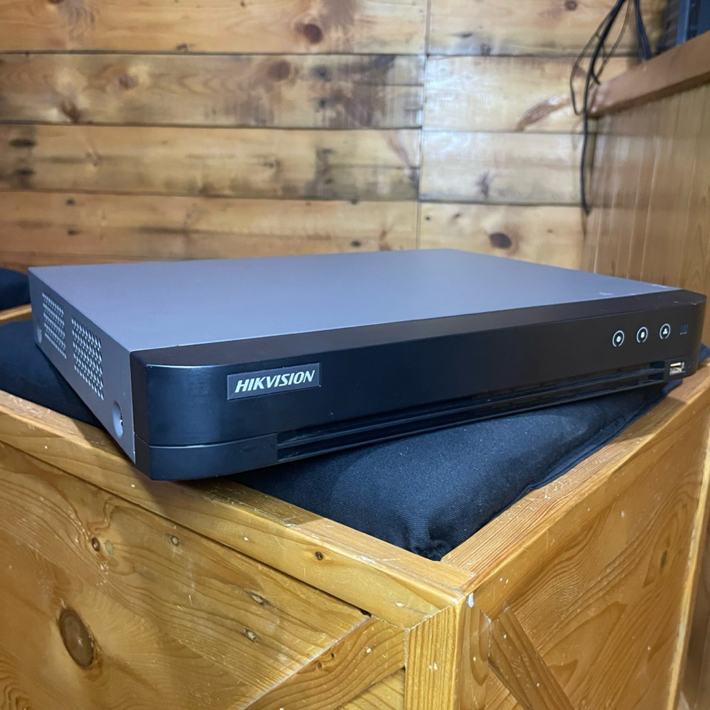 DVR  CCTV HIKVISION 8 CHANNEL DS-7208HQHI-K1 2MP 4MP SECOND/BEKAS NORMAL