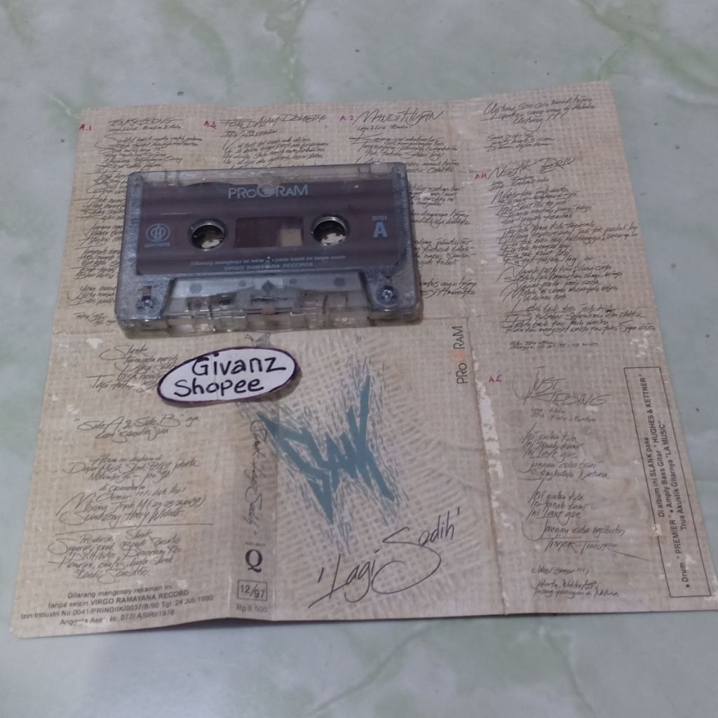 Kaset pita SLANK - Lagi sedih