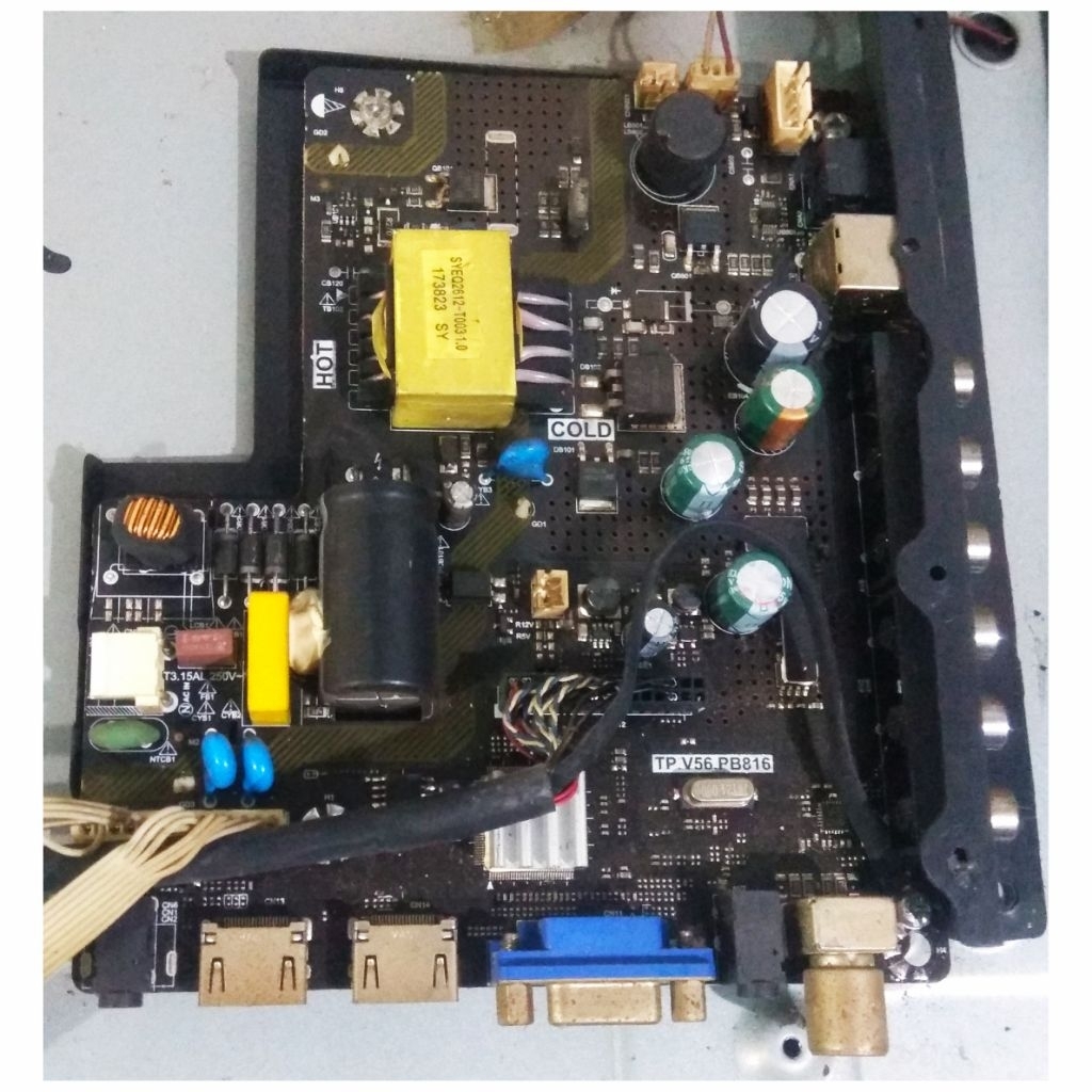 Mesin TV akari LE-32P88