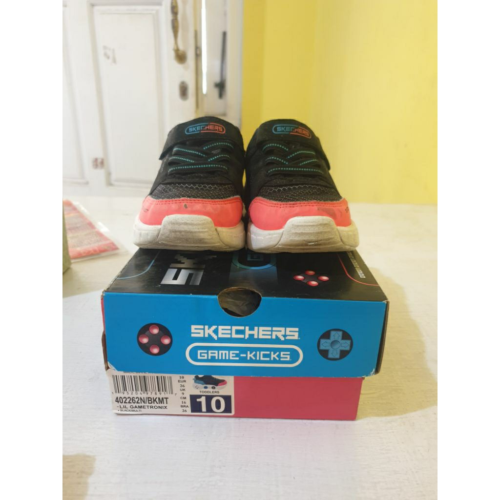 (PRELOVED) Sepatu Skechers Game Kicks