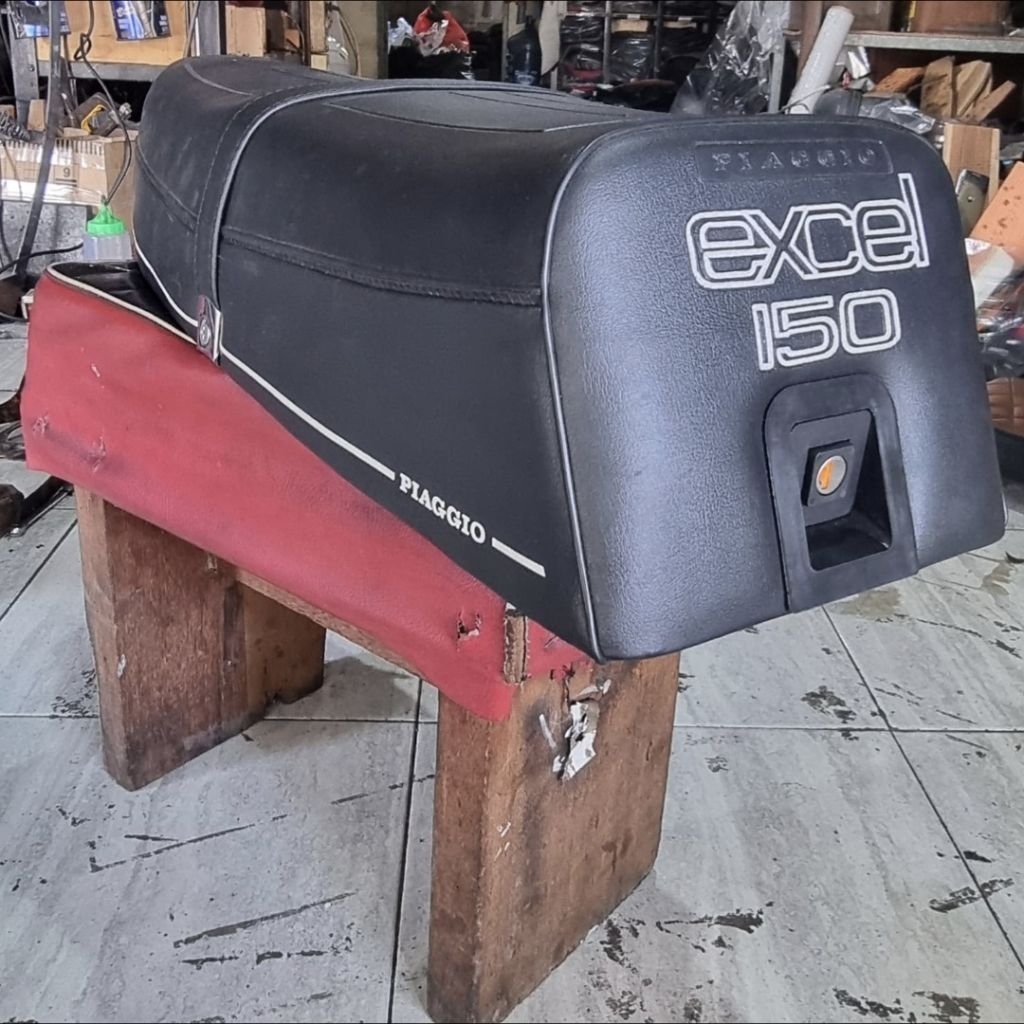 Jok Vespa Excel Original Rekondisi