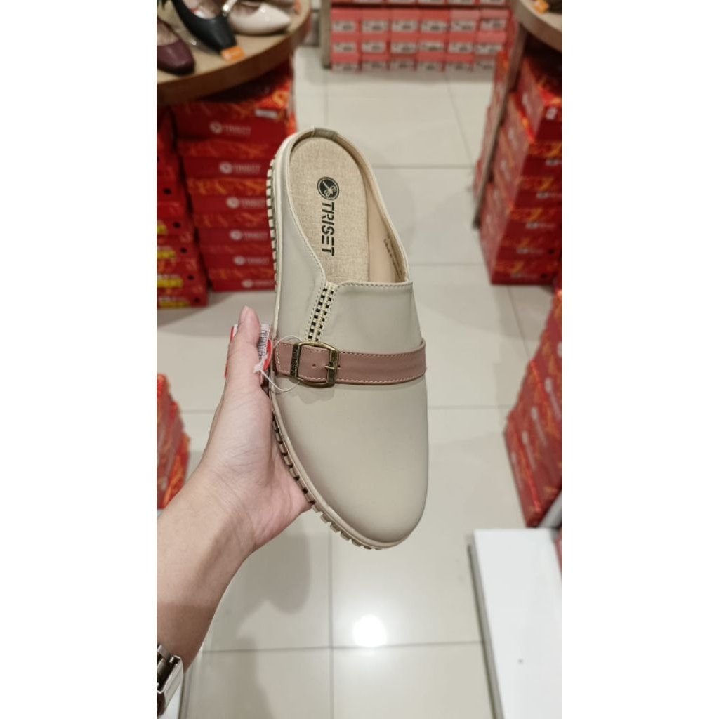 Sepatu Selop wanita brand Triset