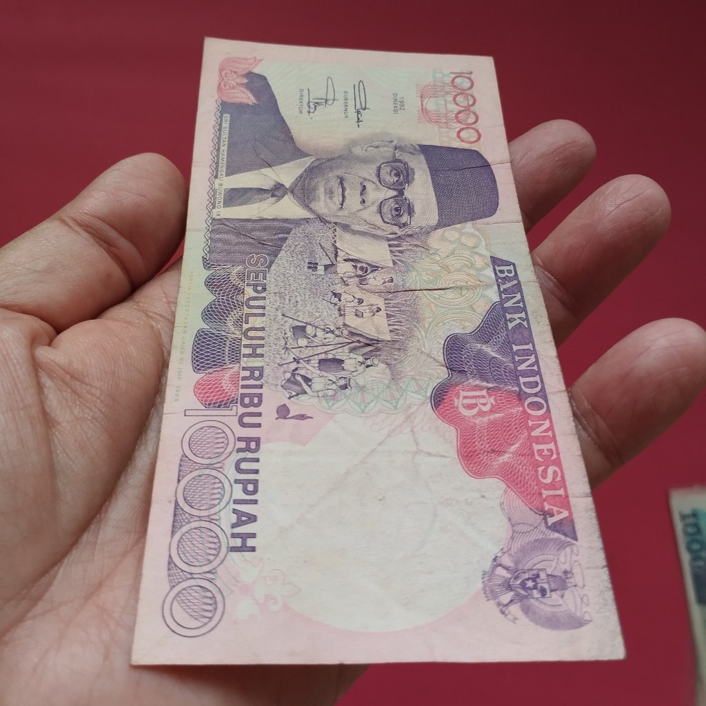Uang Kuno Kertas Rp 5000 Dan Rp 10000 UK 018