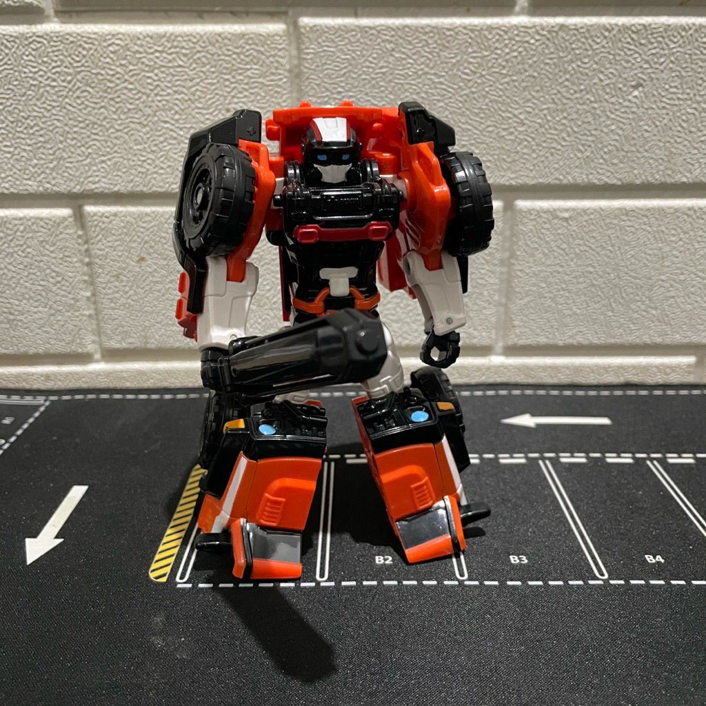 TOBOT ATHLON MINI AMBULAN ORIGINAL TRANSFORMING ROBOT LOOSE HOT ITEM