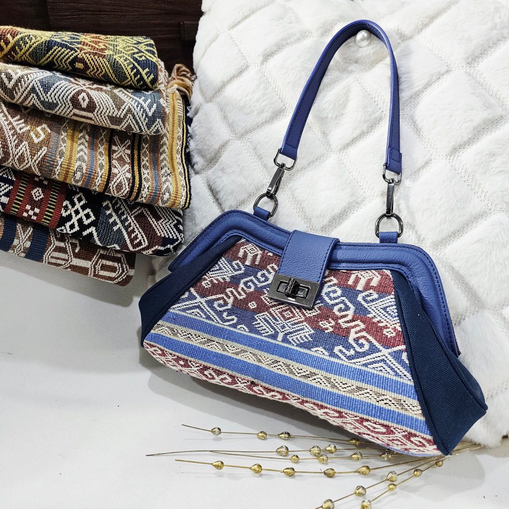 CLUTCH TAS PESTA WANITA KULIT ASLI TENUN NTT