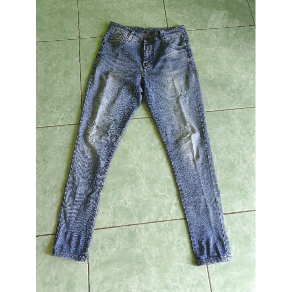 preloved jeans rodeo