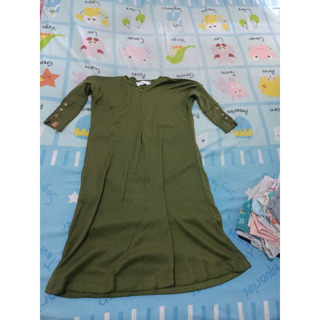 mini Raline knit little bellezash preloved army size M