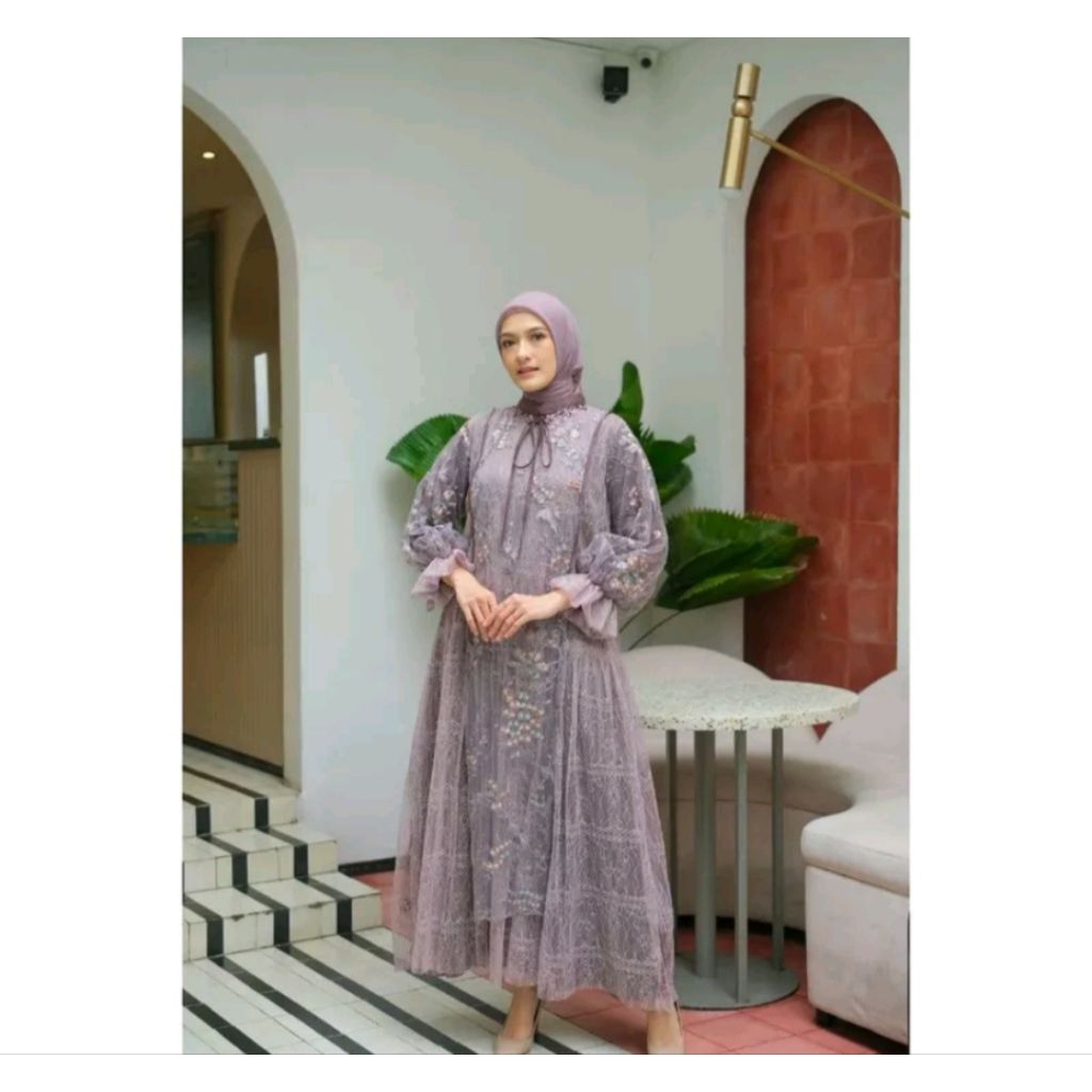 yarashima - dress aquila