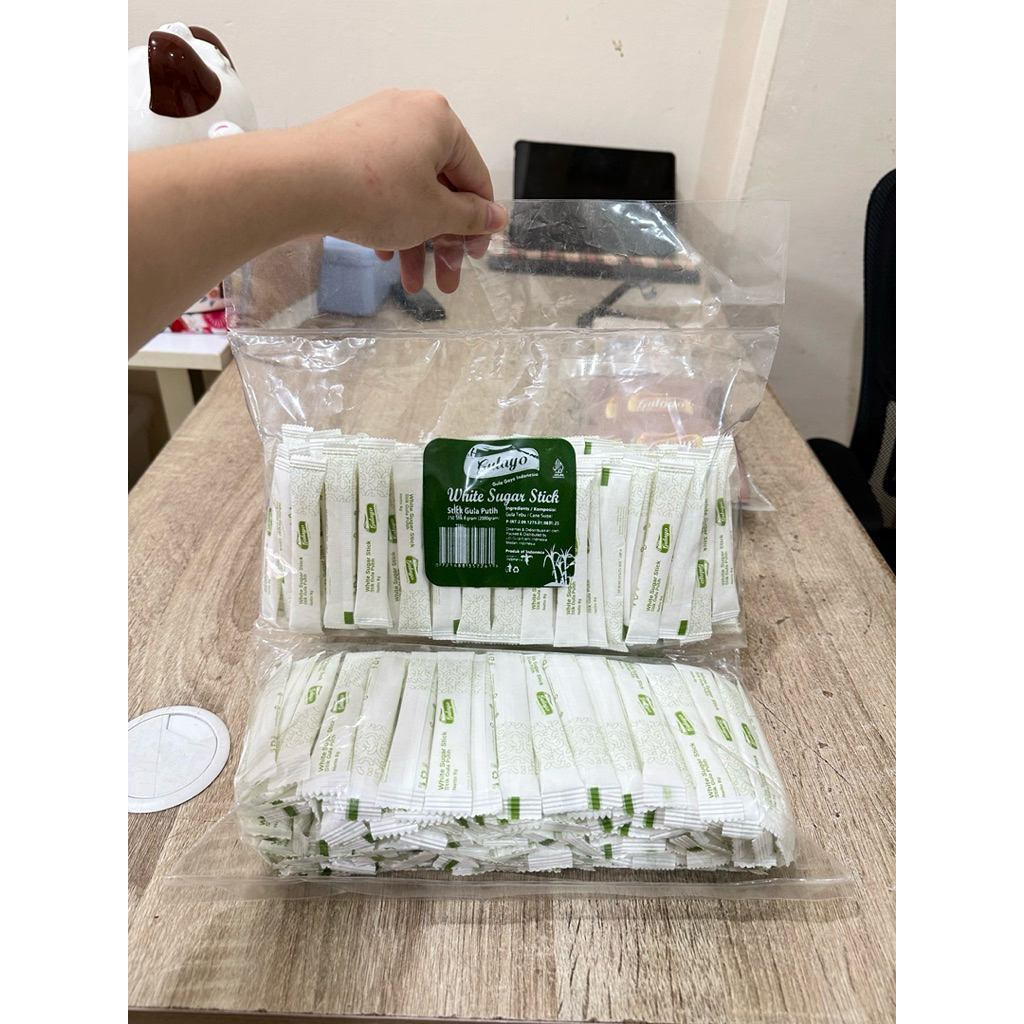 

Gulayo White Sugar 8g perStick (1bks isi 250 Stick)
