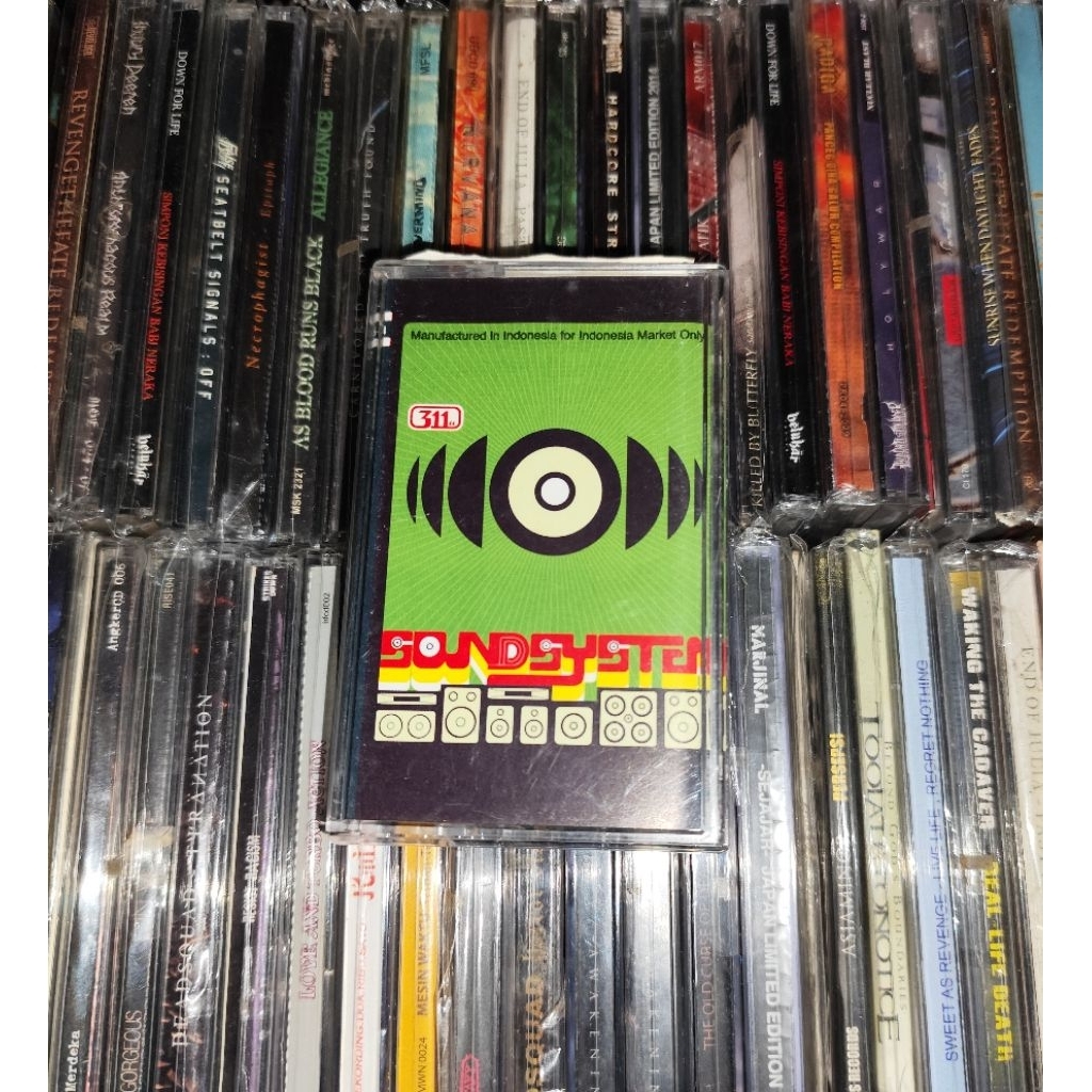 Kaset 311 - Soundsystem Hits Singles Come Original, Flowing