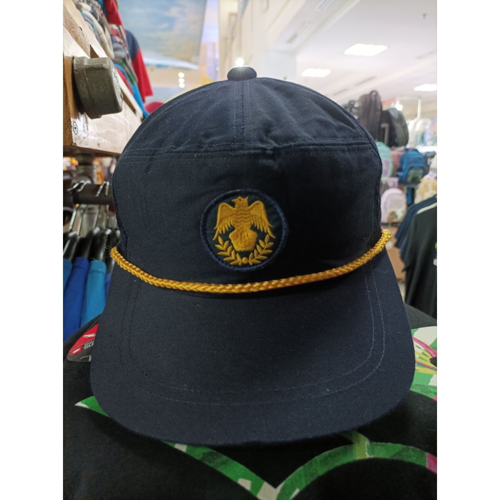 Topi snapback tali kapal