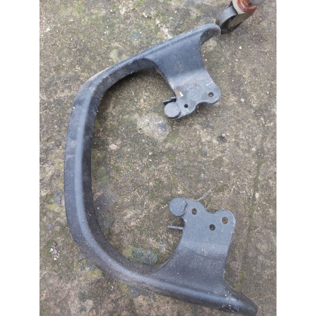 Behel Yamaha Fazzio Original.