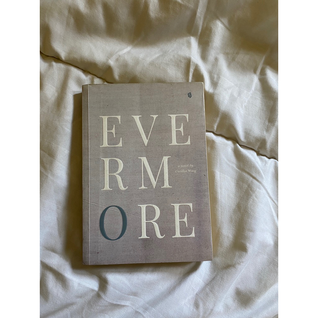PRELOVED - Novel Evermore - Cecillia Wang