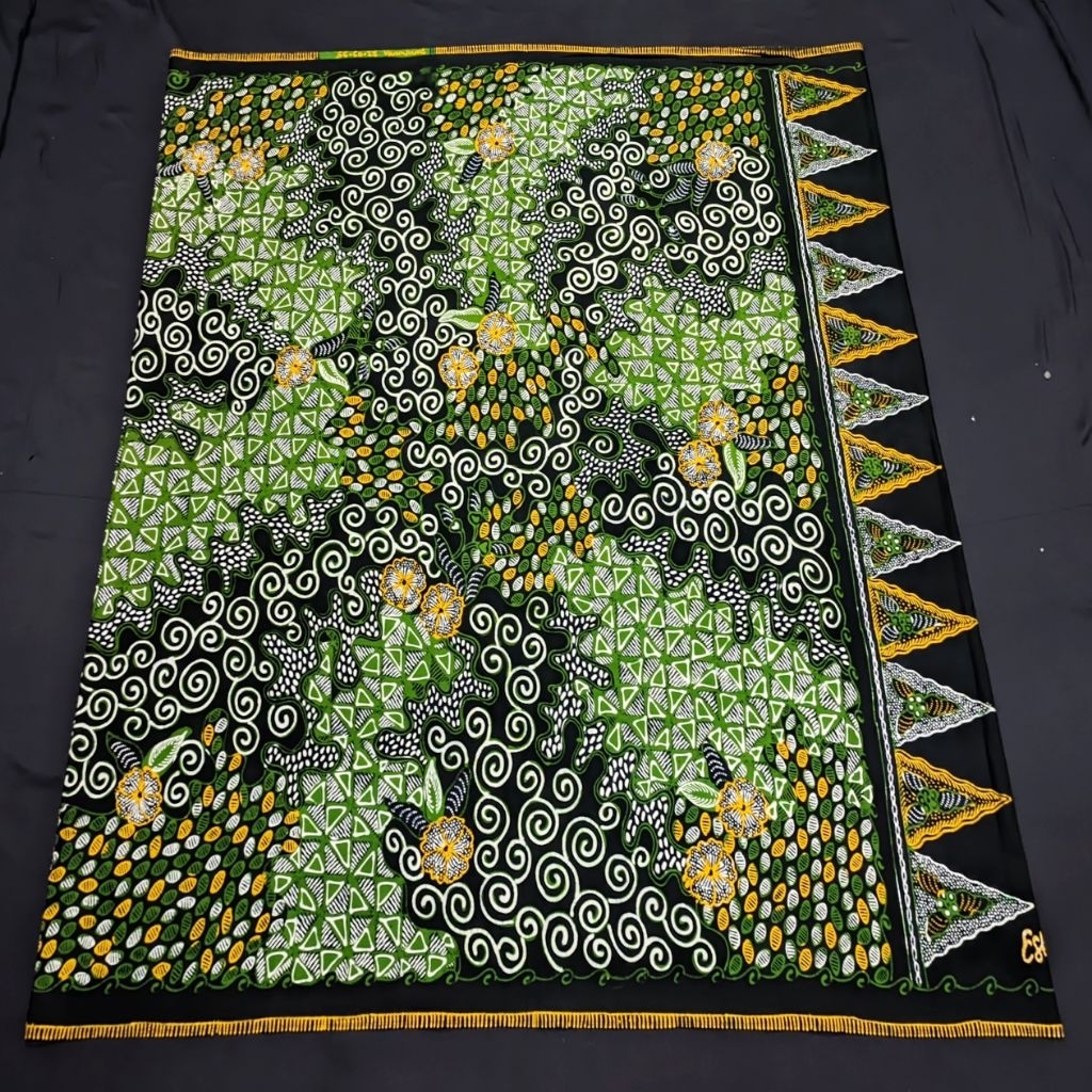 Esbeha : Seri Danurwenda | Sarung Batik Tulis 100%