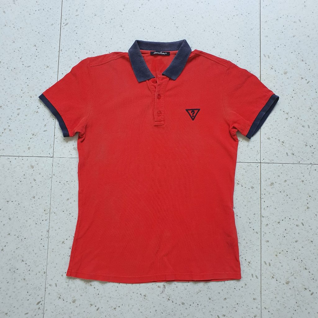 Baju Kaos Polo Guess Jeans / Size S - LD 48 cm / Bekas - Second - Preloved