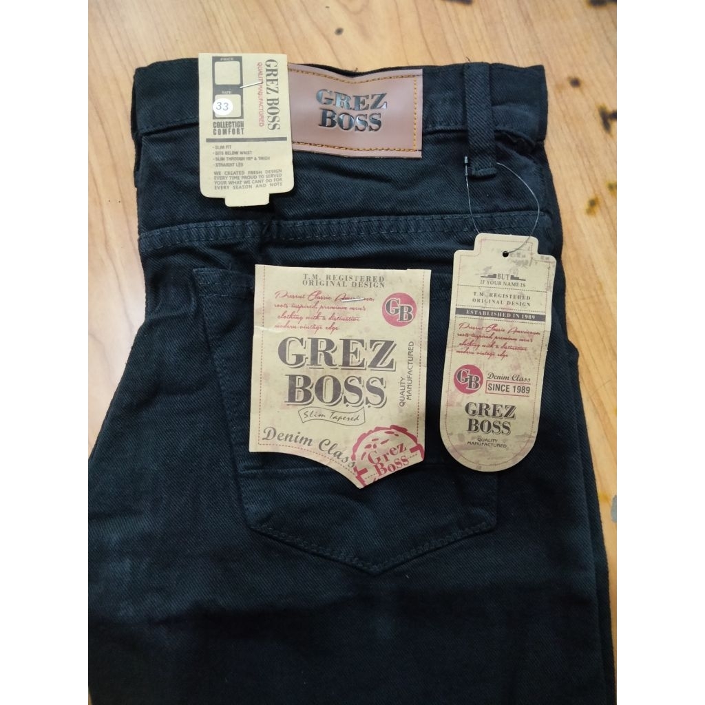 Celana Pendek Pria Jeans Denim 33-38 JUMBO