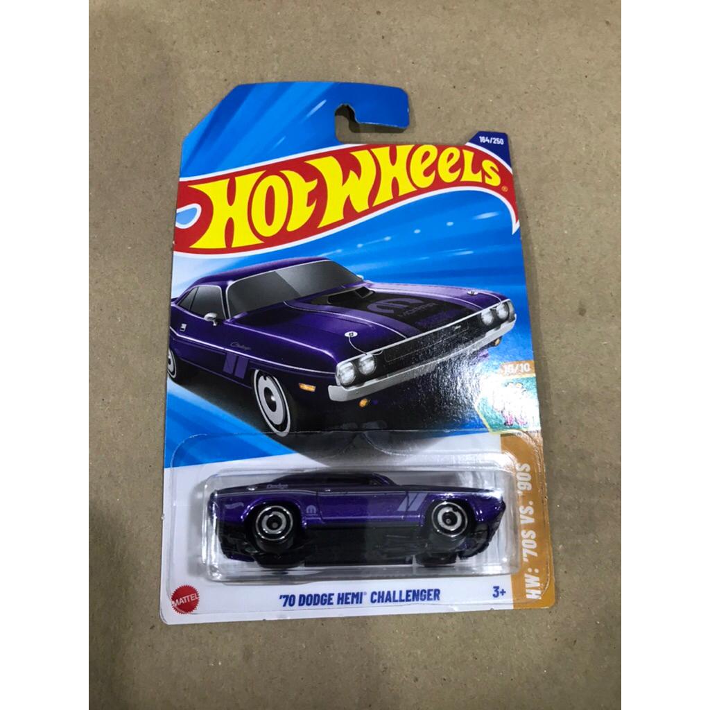 HOT WHEELS 70 DOD HEMI CHALLENGER