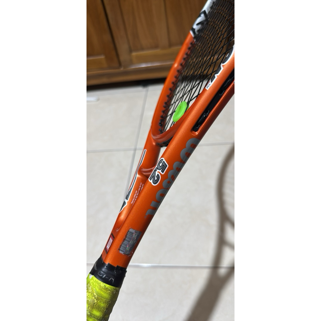 Raket Tenis Wilson Hyper Hammer 5.2 Carbon