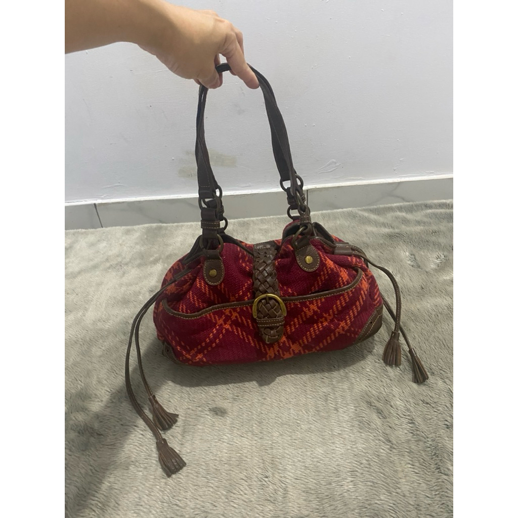 shoulder bag serut bahan tweed mix kulit dr beanpole