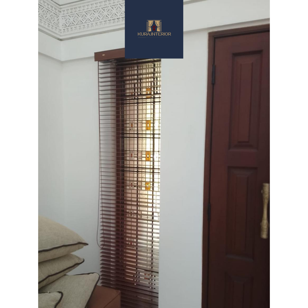 Kura.interior/ Roller Blind Horizontal wooden blind
