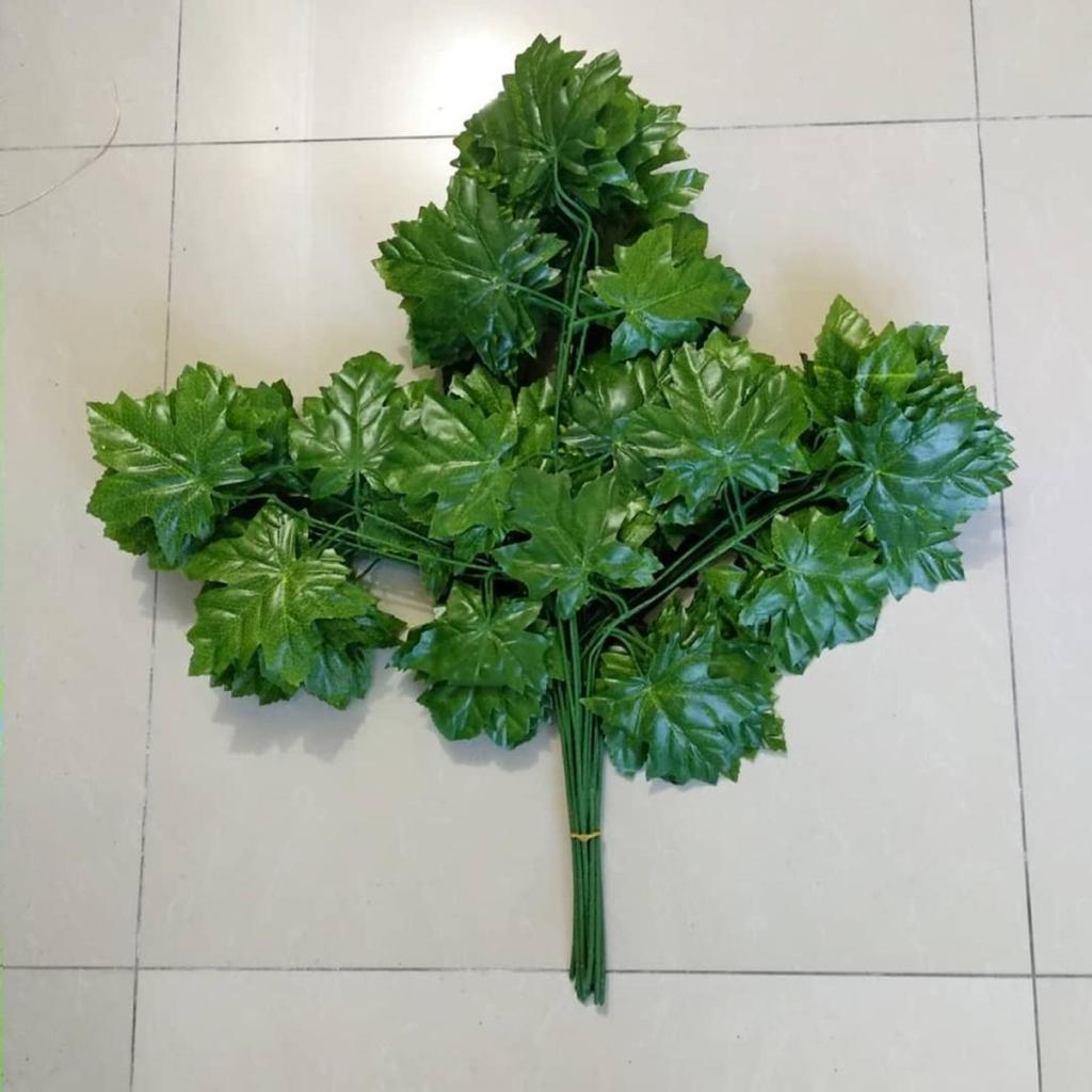 Daun_Anggur_Maple_Artificial_Plastik_Dekorasi_Pelaminan_Pernikahan