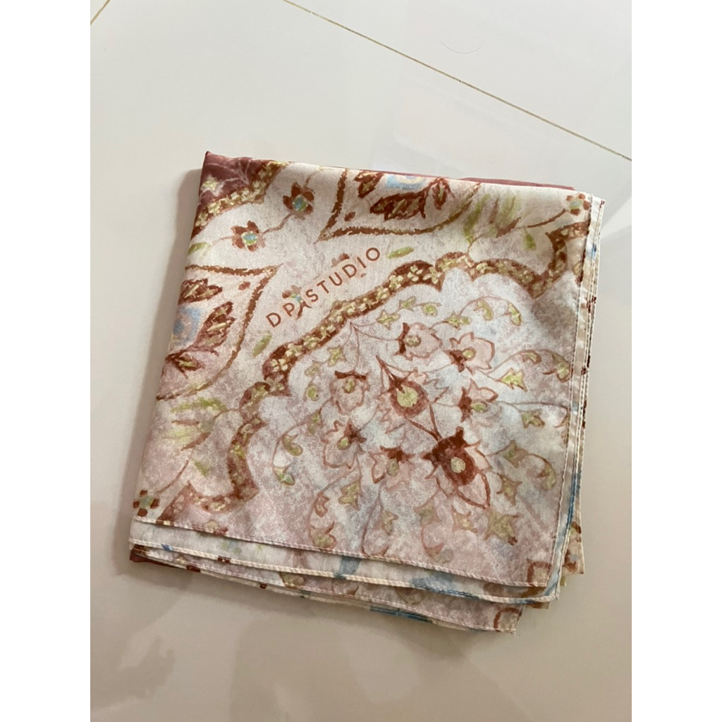 [PRELOVED] SCARF BRAND DIAN PELANGI DP STUDIO