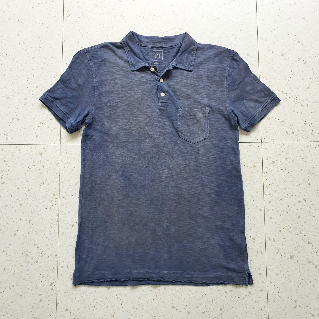 Baju Kaos Polo GAP / Size S - Lebar Dada 48 cm / Bekas - Second