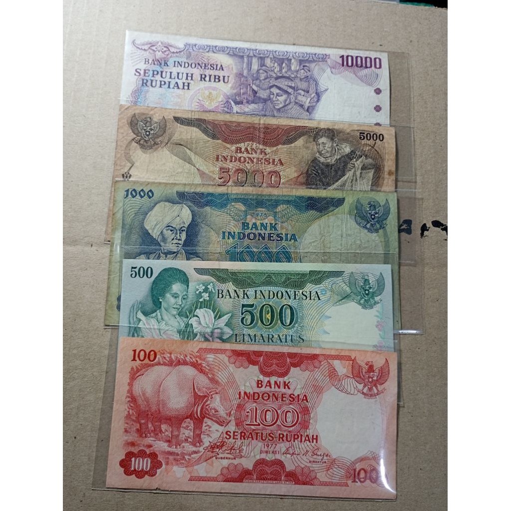Uang kuno Asli indonesia Paket Hemat Tahun 1970an, 1 set dapat 5 lembar