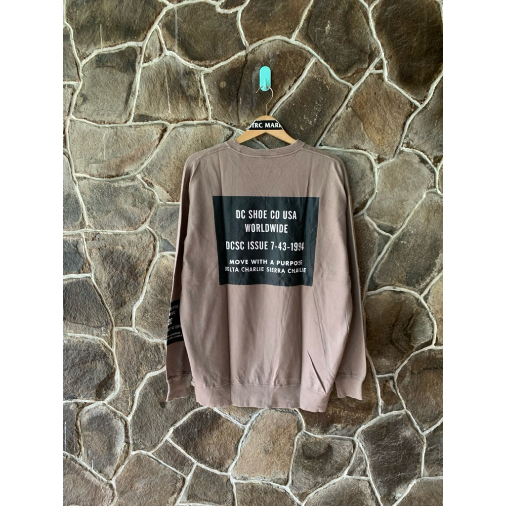 Crewneck DC Shoe Usa Brown