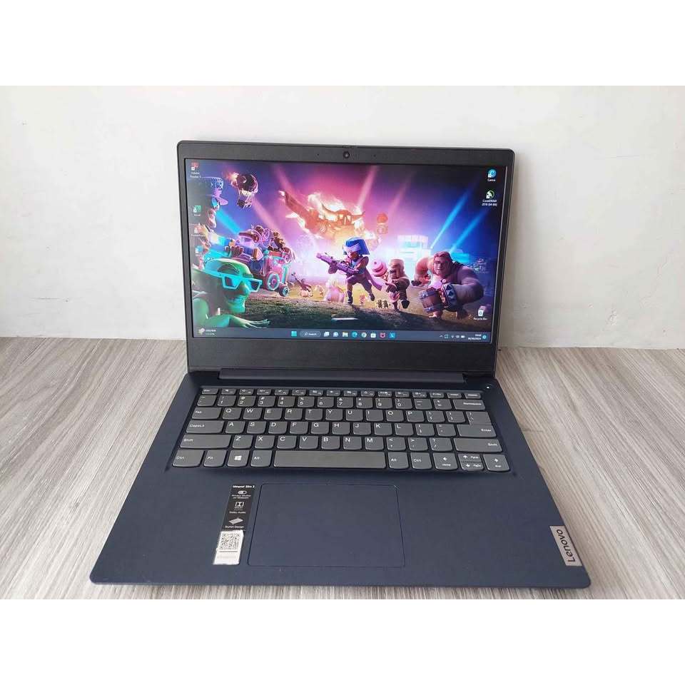 Lenovo Slim 3 Prosesor AMD 3020E hemat daya