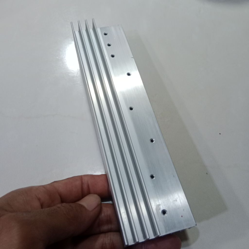 heatsink pendingin bekas cabutan ups tebal 5mm panjang 20cm