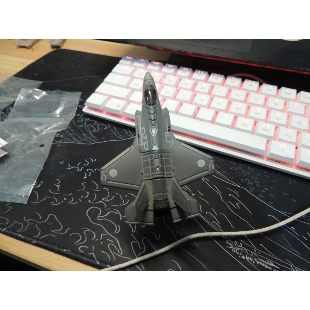Tomica premium no. 28 f-35 jasdf