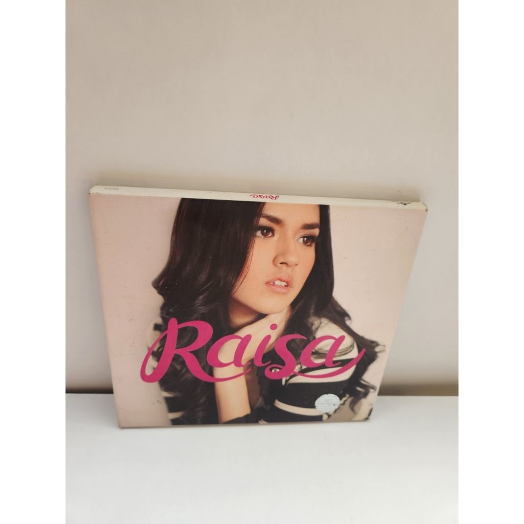CD Raisa - Self Titled