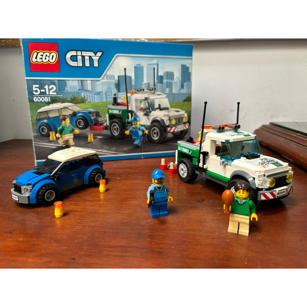 Lego City 60081 Pickup Tow Truck Set