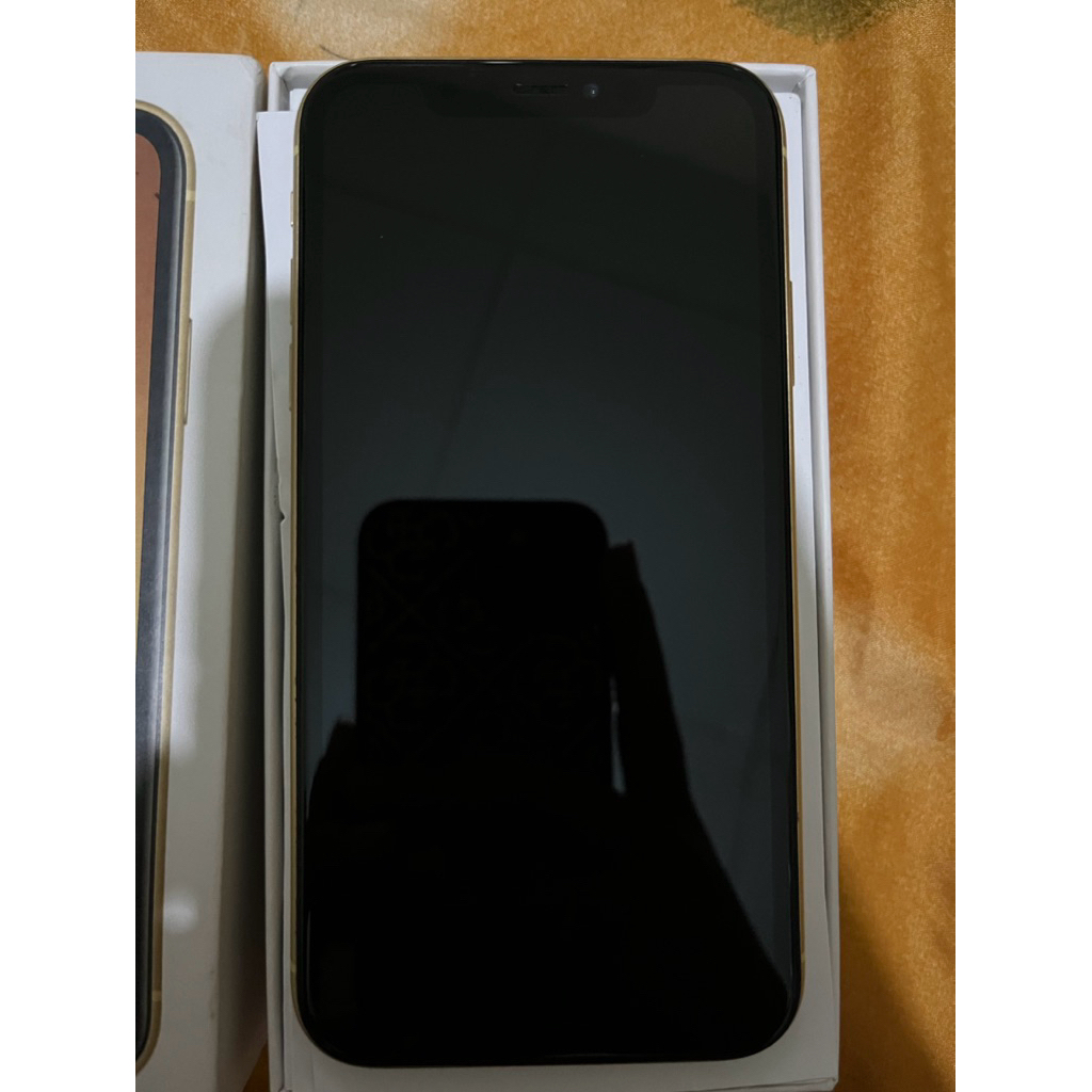 Preloved HP IPHONE XR 128GB YELLOW