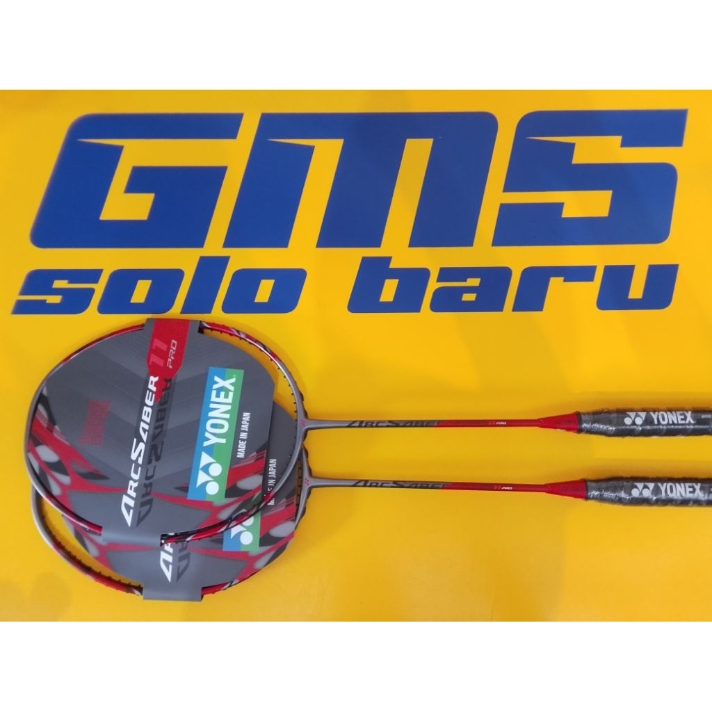 YONEX ARCSABER 11 PRO