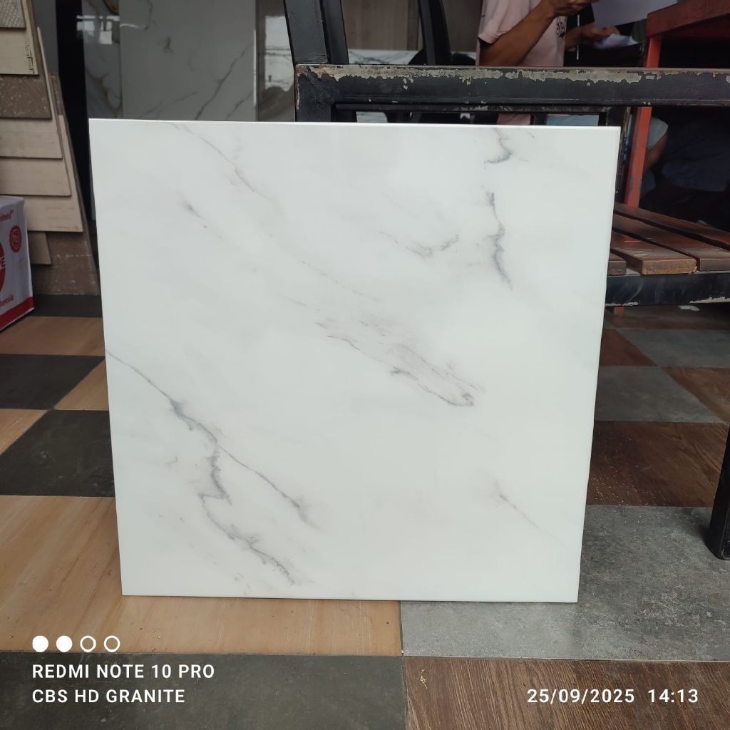 Keramik lantai 50x50.Alice Grey/Accura