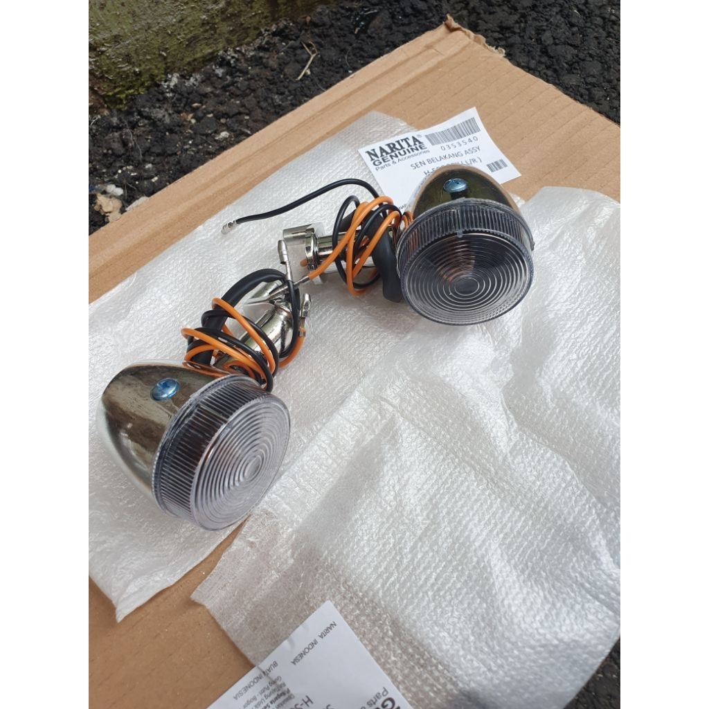 LAMPU SEN BELAKANG SCOOPY KARBU LAMA