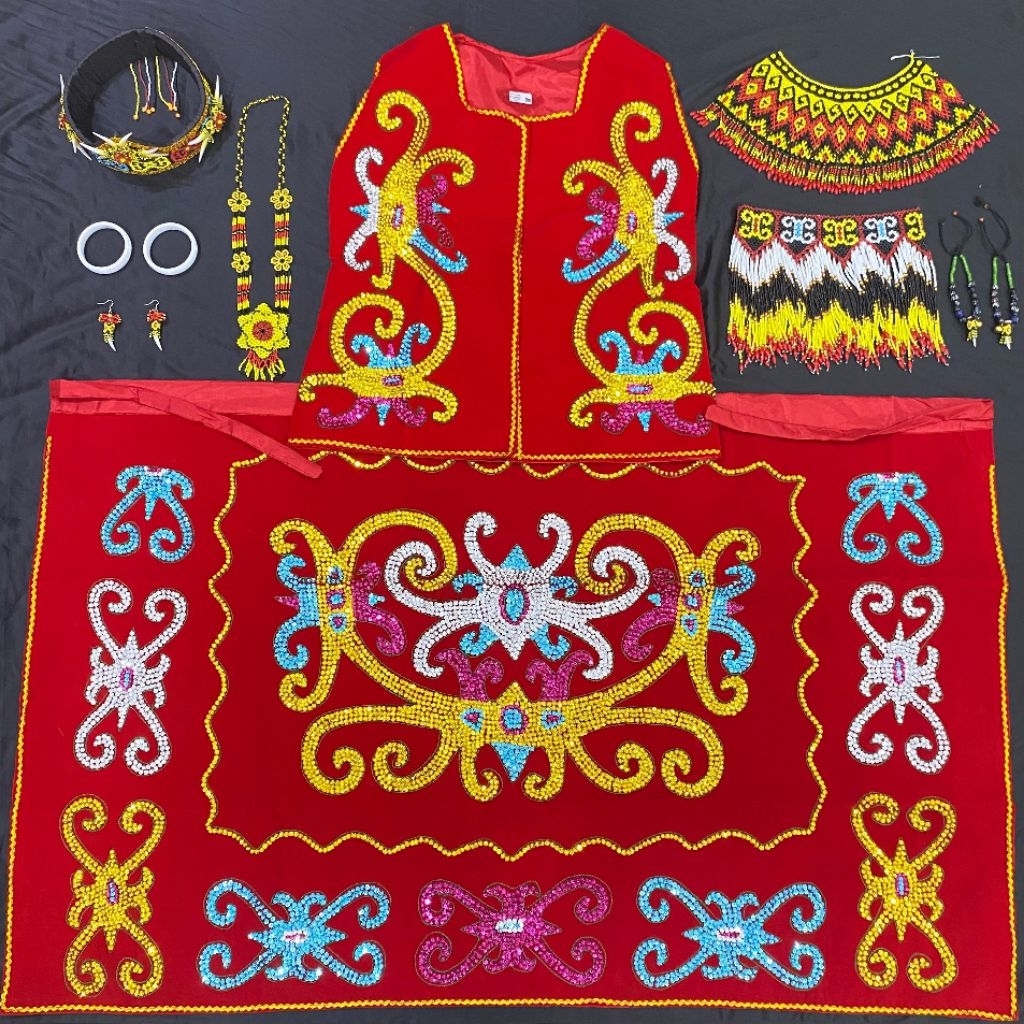 BAJU ADAT DAYAK VARIAN MERAH/BAJU ADAT DAYAK TK.SD.SMP.SMA.DEWASA/BAJU ADAT DAYAK FULL ACCESORIES