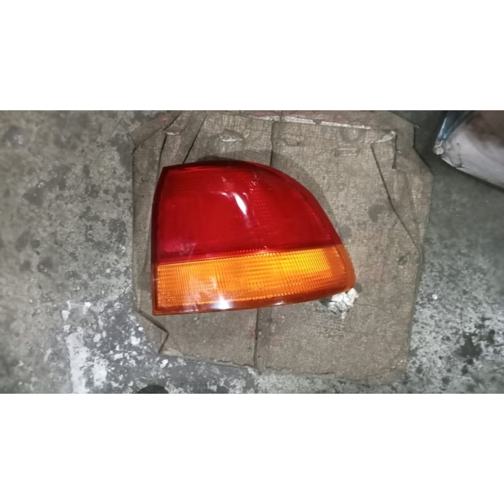 lampu rem civic ferio thn 1996-1998 original, stoplamp civic ferio original, lampu belakang civic fe