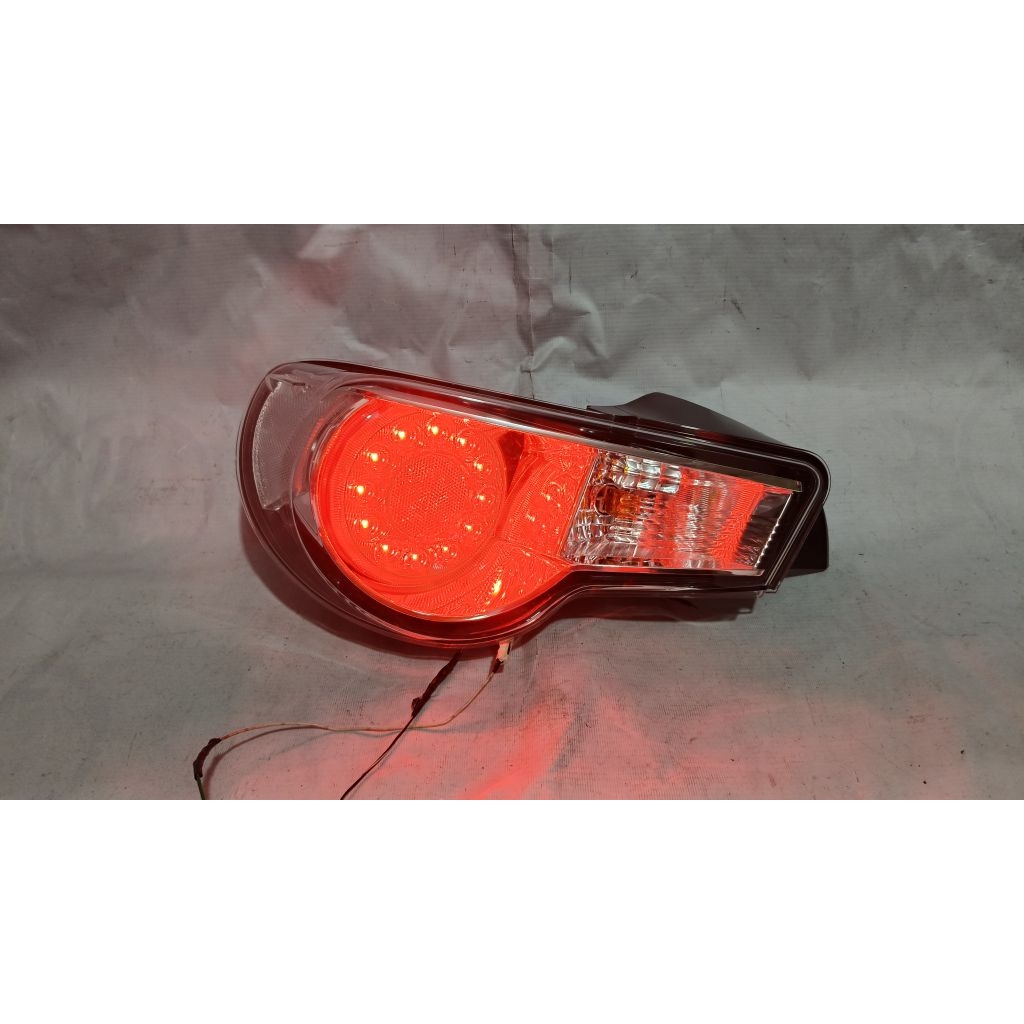 Lampu belakang stoplamp Toyota FT86 BRZ