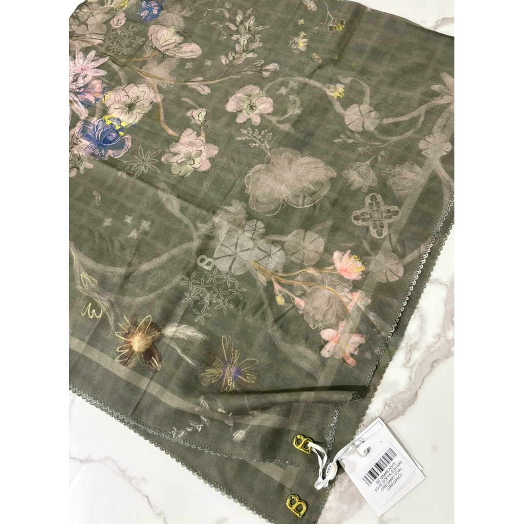 SOFYA OREGANO BUTTONSCARVES LAWASAN NEW AS IS