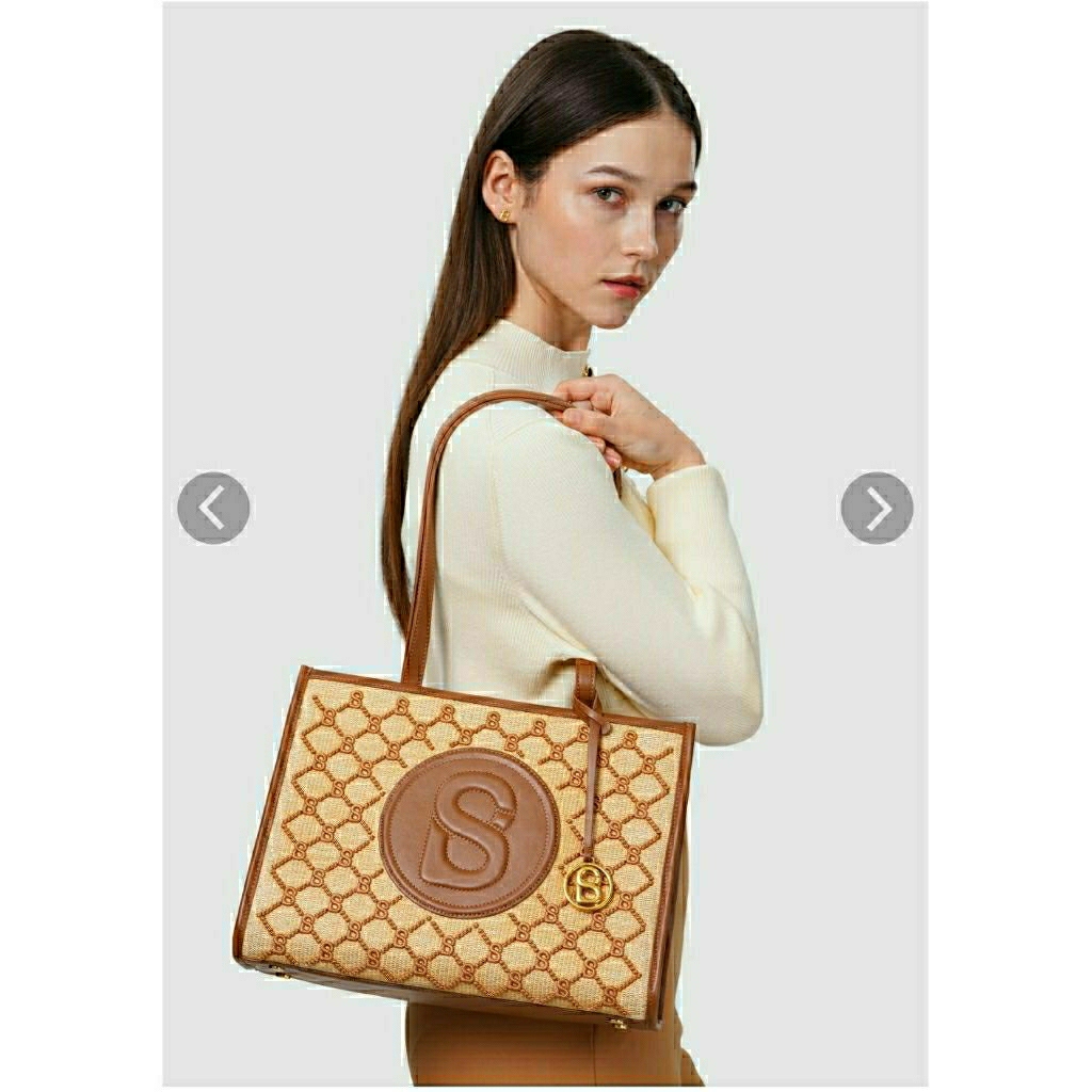 Beverly Aaliya Tote Bag Buttonscarves