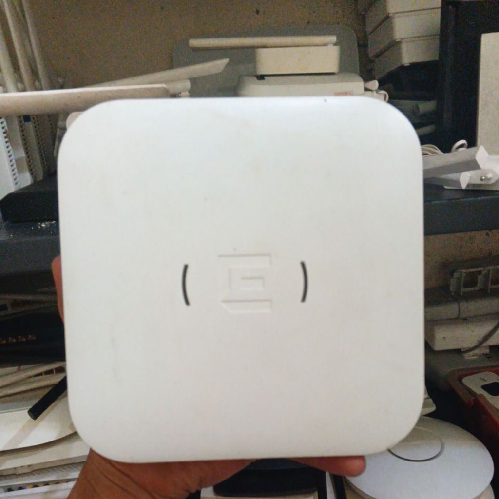 extreme-networks-AP310i