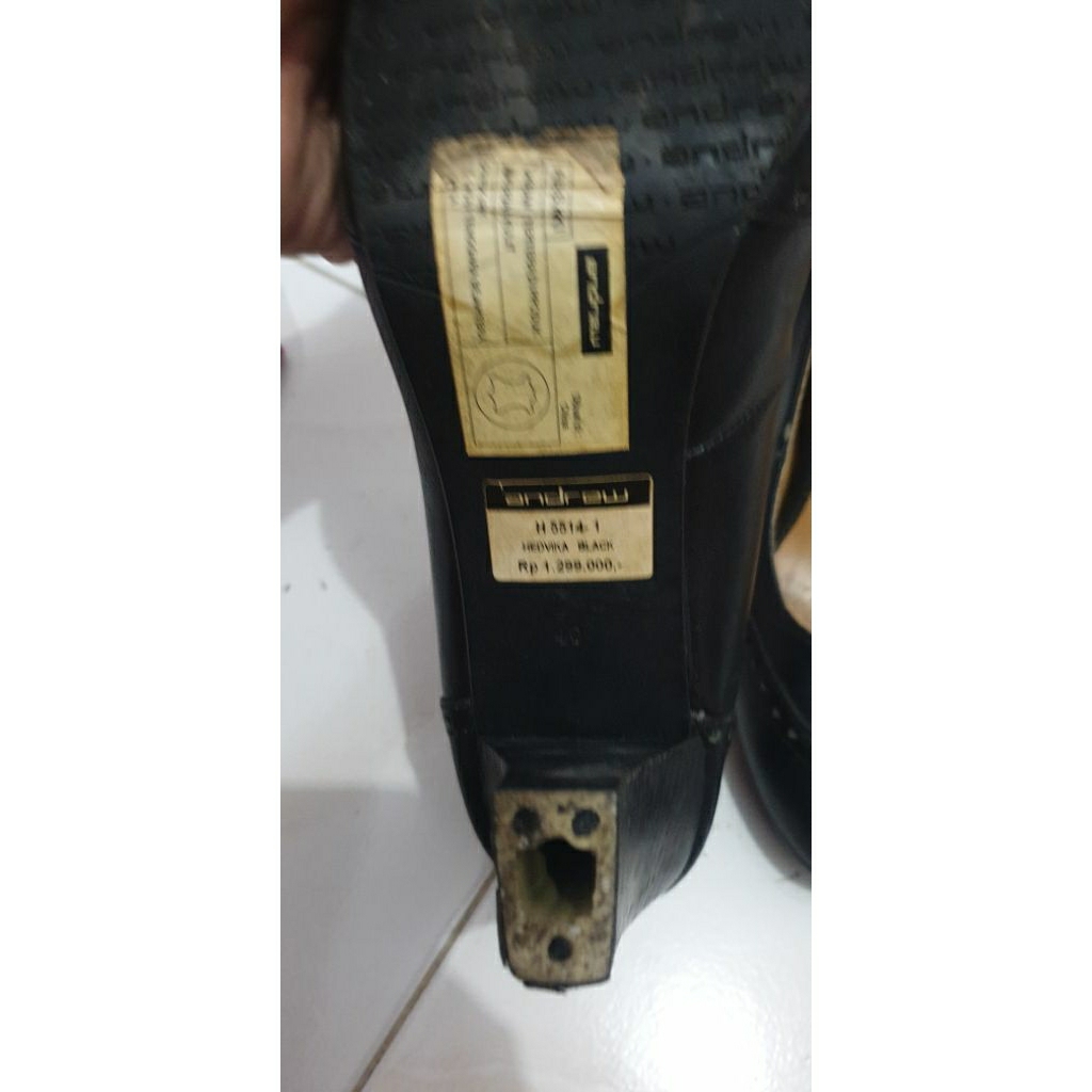 sepatu wanita Andrew size 40