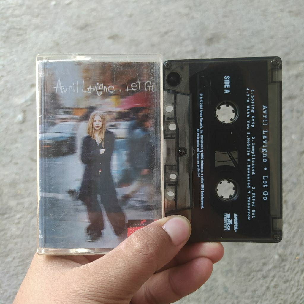 Kaset Pita Avril Lavigne - Let Go